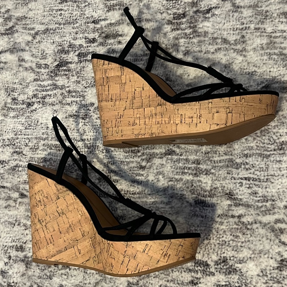 H&M BLACK STRAPPY WEDGE HEELS